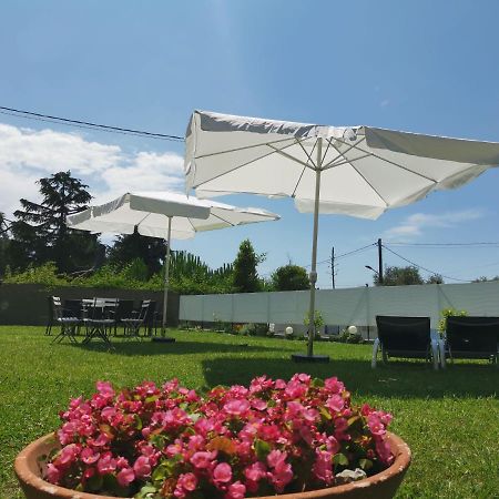 Villa Flora Affittacamere Luni Exterior foto